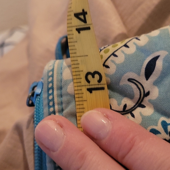 Vera Bradley Bermuda Blue Zippered Bag - Picture 2 of 5